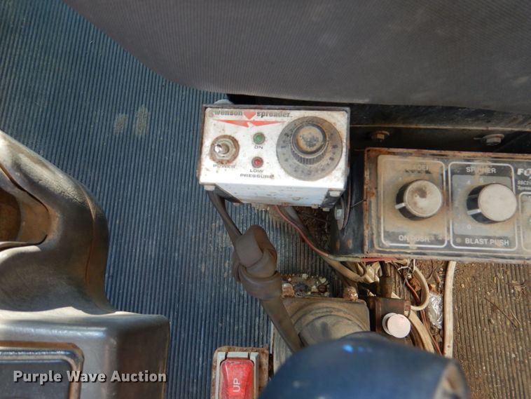 image for item DN5371 2010 Kenworth T800  dump truck