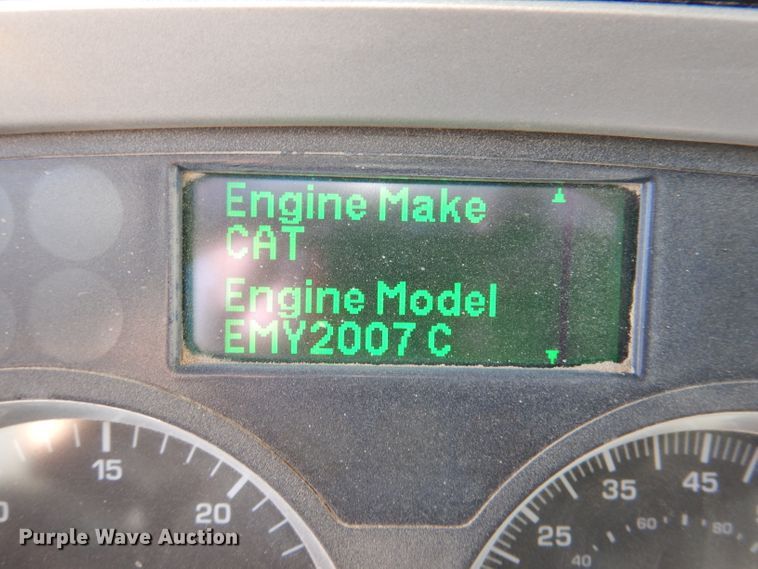 image for item DN5371 2010 Kenworth T800  dump truck