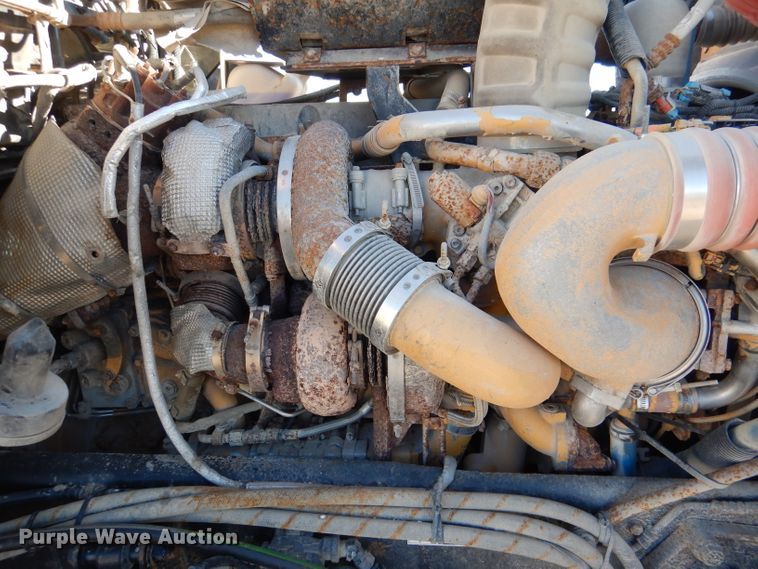 image for item DN5371 2010 Kenworth T800  dump truck