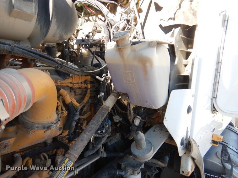 image for item DN5371 2010 Kenworth T800  dump truck