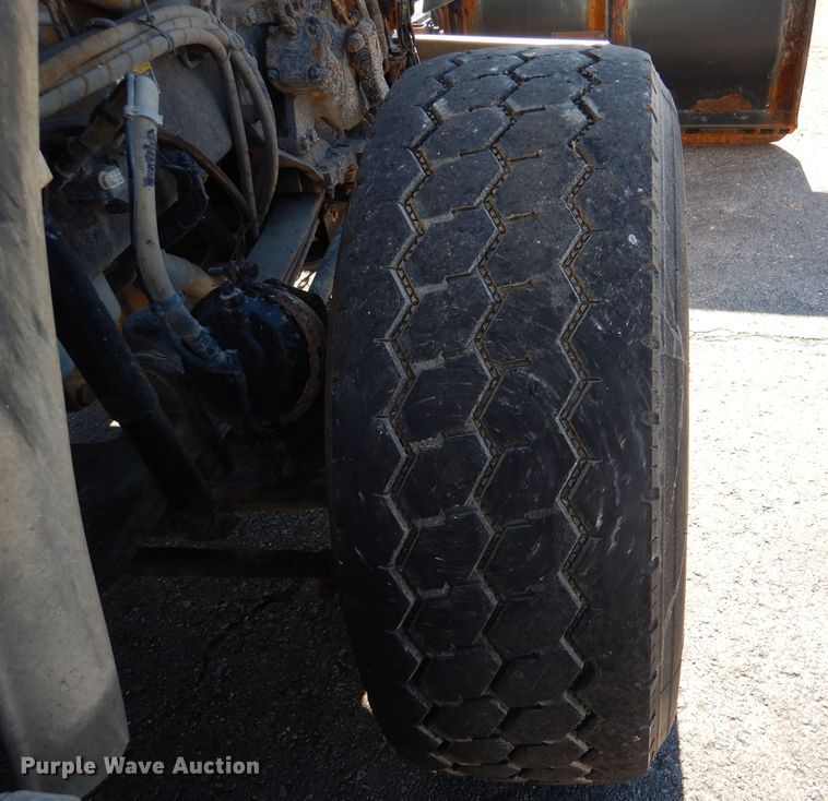 image for item DN5371 2010 Kenworth T800  dump truck