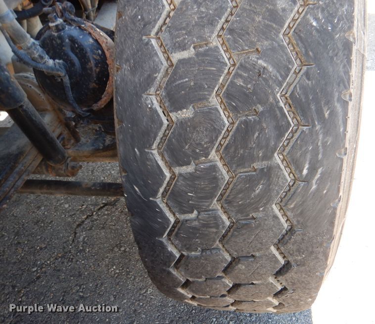 image for item DN5371 2010 Kenworth T800  dump truck