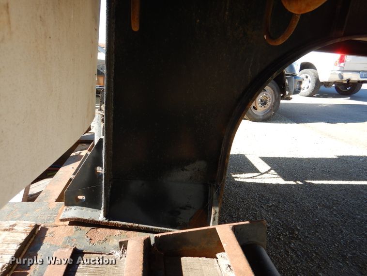 image for item DN5375 2007 Talbert T3-DW35-SPG-T1  lowboy equipment trailer