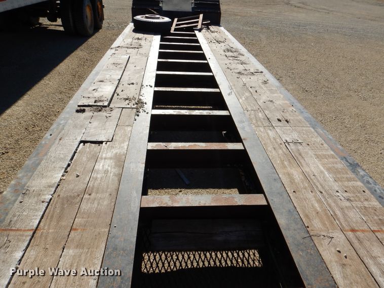 image for item DN5375 2007 Talbert T3-DW35-SPG-T1  lowboy equipment trailer