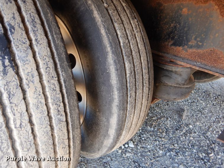 image for item DN5375 2007 Talbert T3-DW35-SPG-T1  lowboy equipment trailer