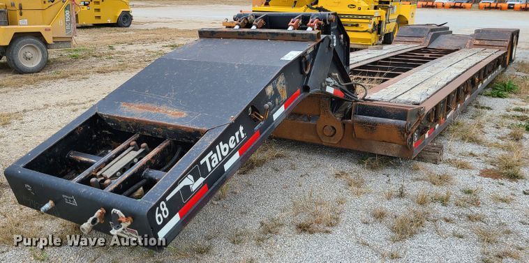 image for item DN5725 2000 Talbert TDW-35SA-HRG-1-T1  lowboy equipment trailer