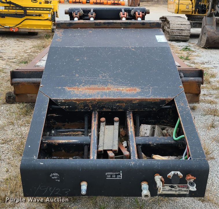 image for item DN5725 2000 Talbert TDW-35SA-HRG-1-T1  lowboy equipment trailer