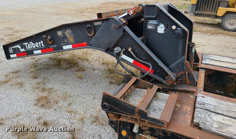 image for item DN5725 2000 Talbert TDW-35SA-HRG-1-T1  lowboy equipment trailer