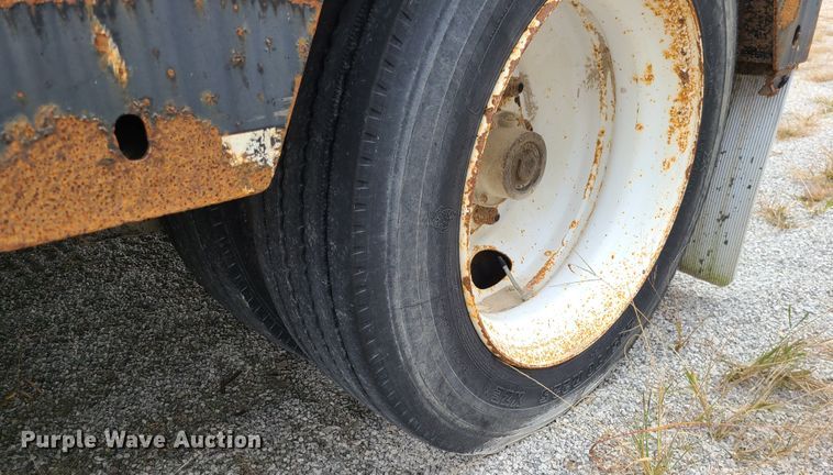 image for item DN5725 2000 Talbert TDW-35SA-HRG-1-T1  lowboy equipment trailer