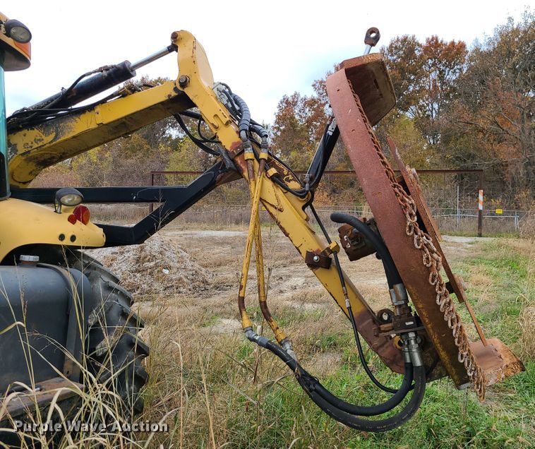 image for item DN5726 2004 Challenger MT525B  MFWD tractor