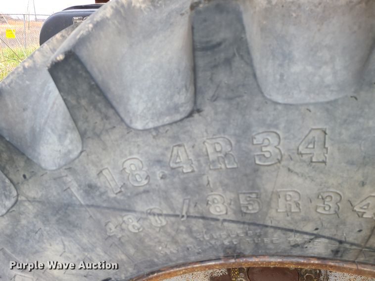 image for item DN5726 2004 Challenger MT525B  MFWD tractor