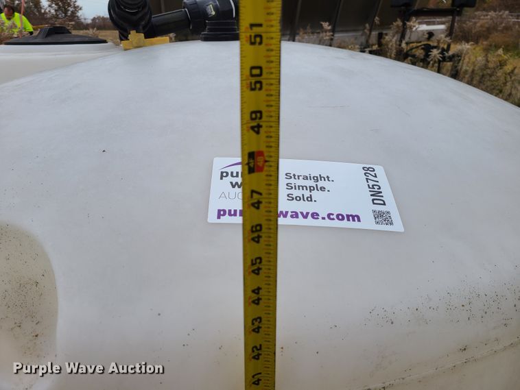 image for item DN5728 (3) tanks