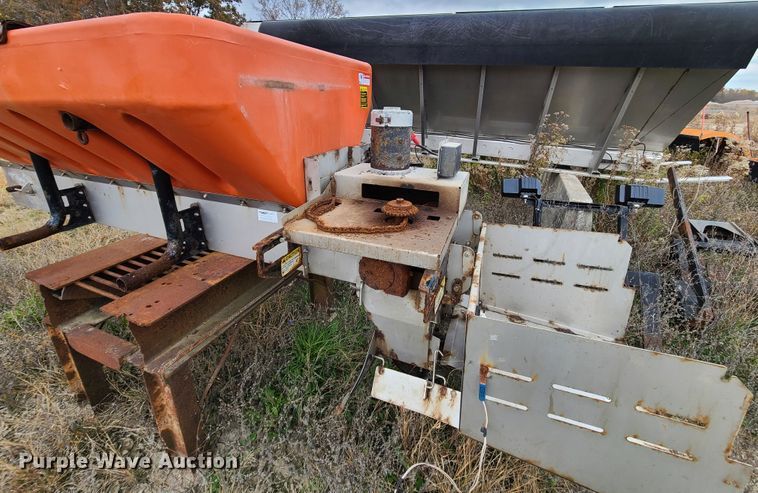 image for item DN5734 Swenson  spreader