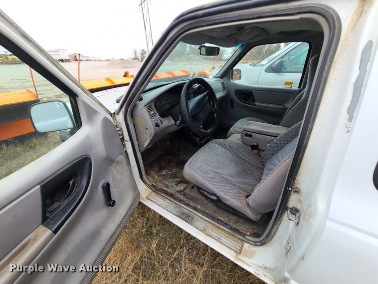 image for item DN5736 1999 Ford Ranger  SuperCab pickup truck