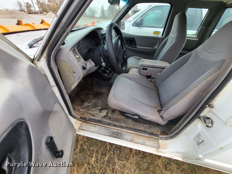image for item DN5736 1999 Ford Ranger  SuperCab pickup truck