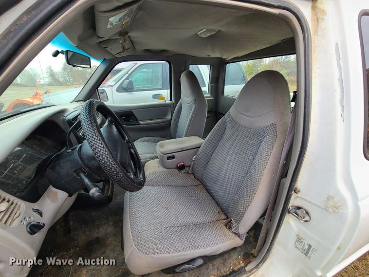 image for item DN5736 1999 Ford Ranger  SuperCab pickup truck
