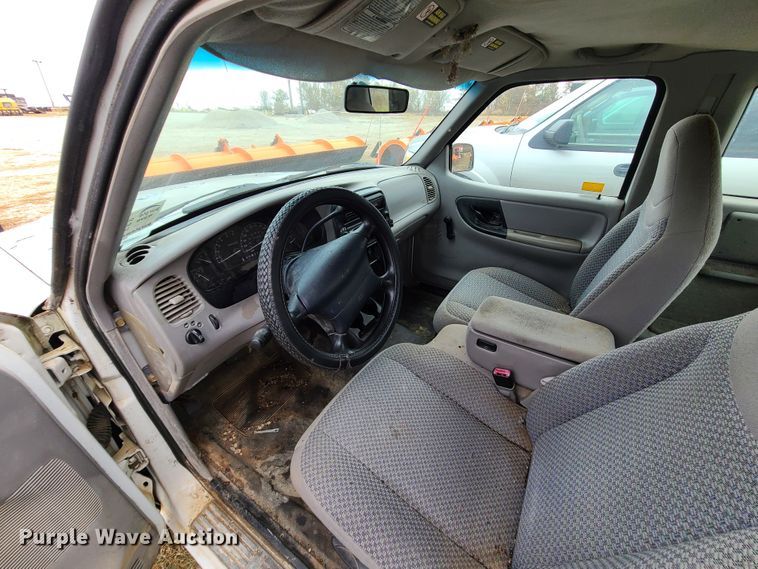 image for item DN5736 1999 Ford Ranger  SuperCab pickup truck