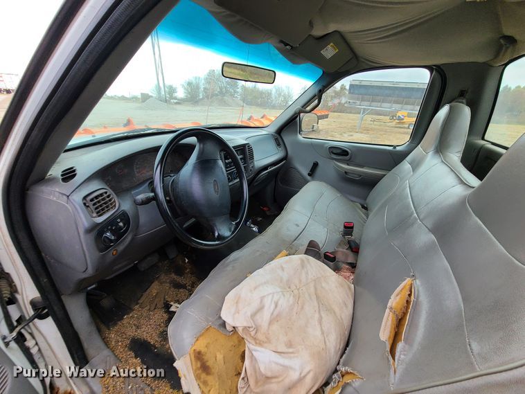 image for item DN5739 1999 Ford F150  pickup truck