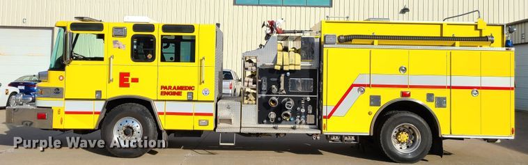 image for item DN5741 2007 Pierce Quantum  pumper fire truck