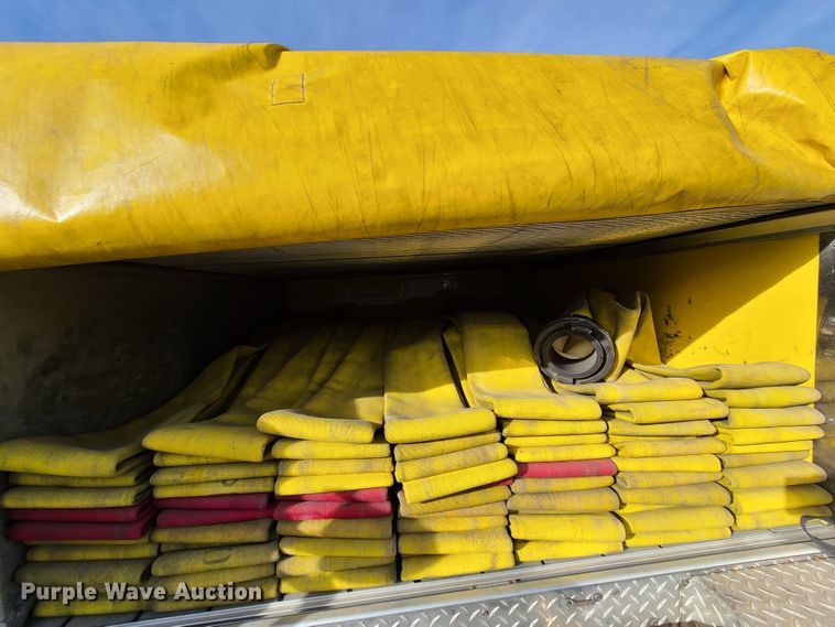 image for item DN5741 2007 Pierce Quantum  pumper fire truck