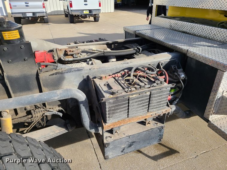 image for item DN5741 2007 Pierce Quantum  pumper fire truck