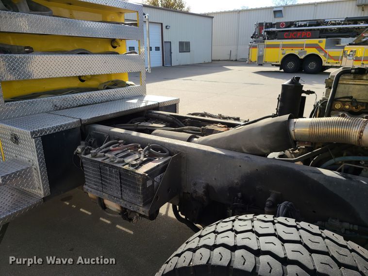 image for item DN5741 2007 Pierce Quantum  pumper fire truck