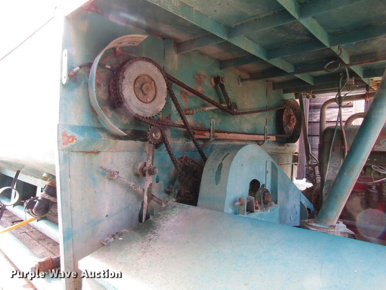 image for item EV9371 1966 Bowie  hydro-mulcher bed