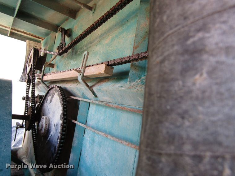 image for item EV9371 1966 Bowie  hydro-mulcher bed