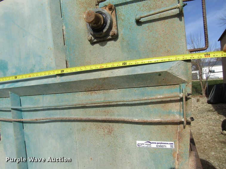 image for item EV9371 1966 Bowie  hydro-mulcher bed