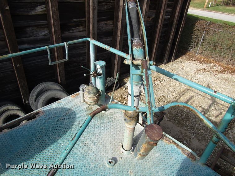 image for item EV9371 1966 Bowie  hydro-mulcher bed