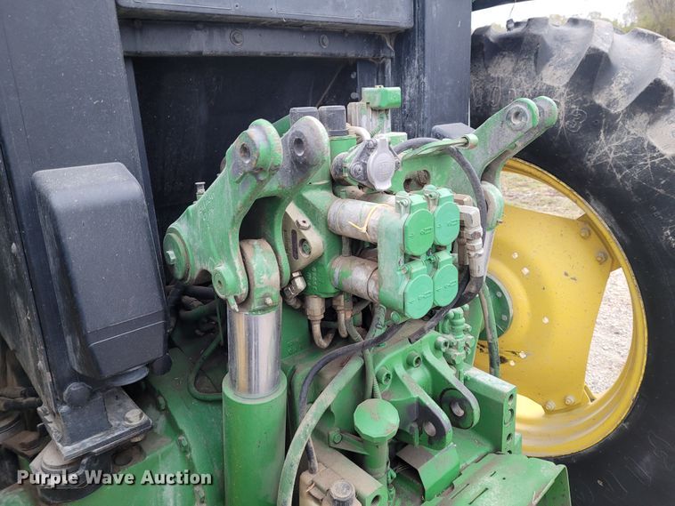 image for item FC9080 1998 John Deere 6410  tractor