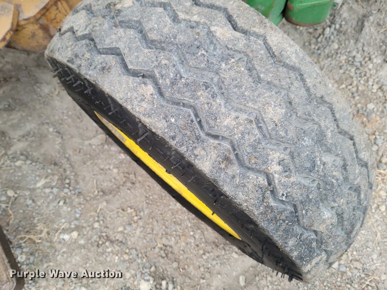 image for item FC9080 1998 John Deere 6410  tractor