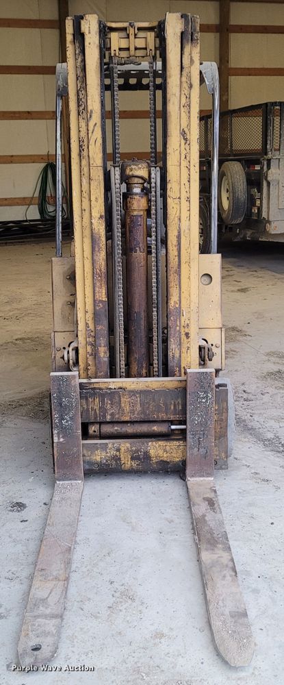 image for item FC9082 Yale  forklift