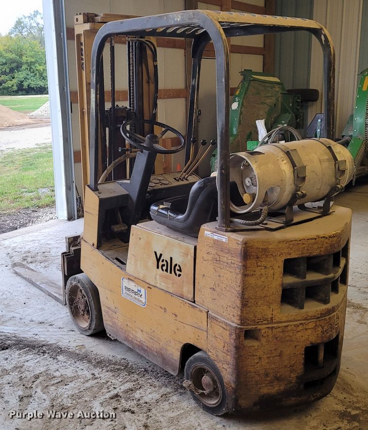 image for item FC9082 Yale  forklift