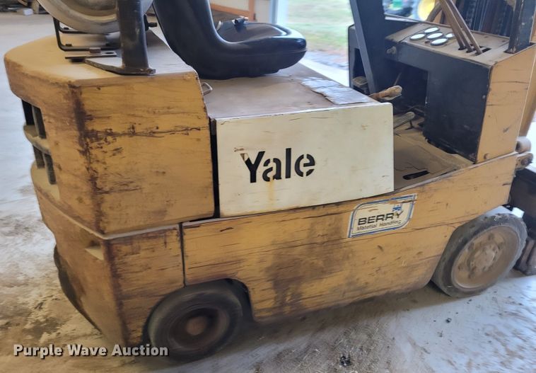 image for item FC9082 Yale  forklift