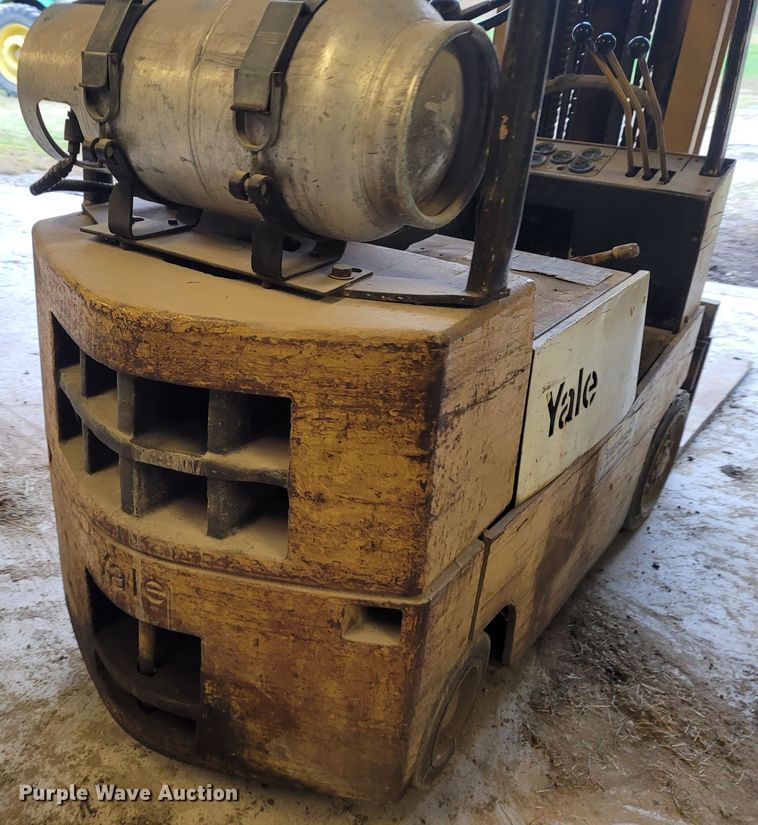 image for item FC9082 Yale  forklift