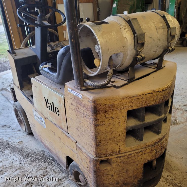 image for item FC9082 Yale  forklift