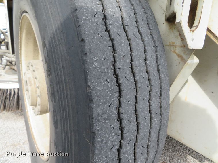 image for item FP9443 1999 Elgin Pelican Series P  street sweeper