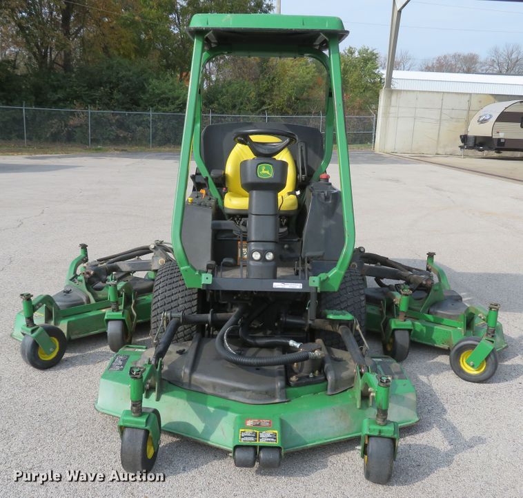 image for item FP9444 John Deere 1600 Series II  lawn mower