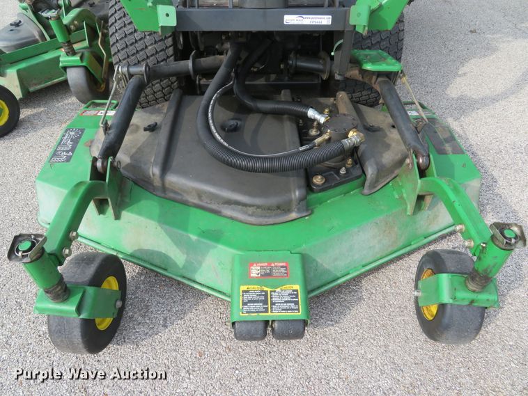 image for item FP9444 John Deere 1600 Series II  lawn mower