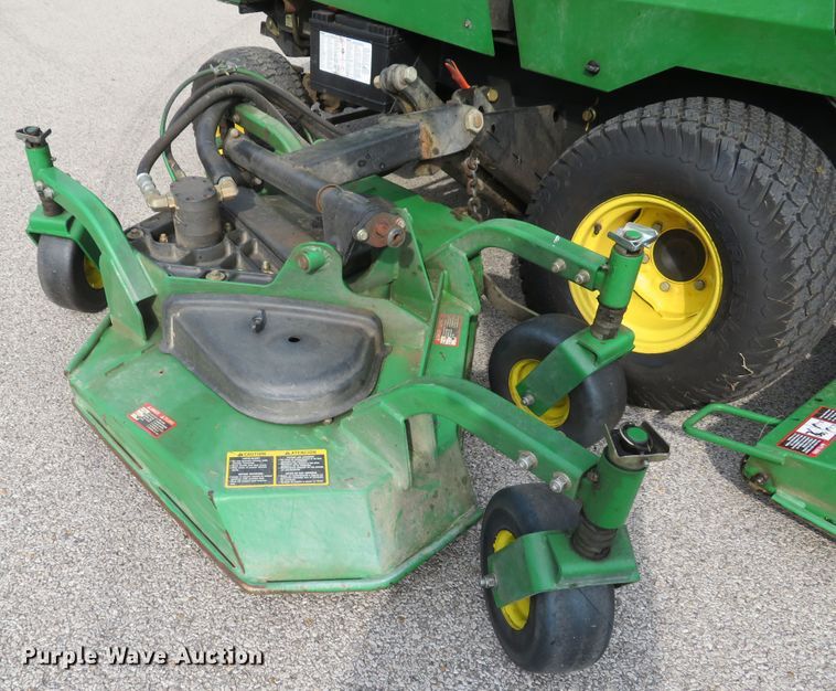 image for item FP9444 John Deere 1600 Series II  lawn mower