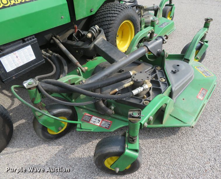 image for item FP9444 John Deere 1600 Series II  lawn mower