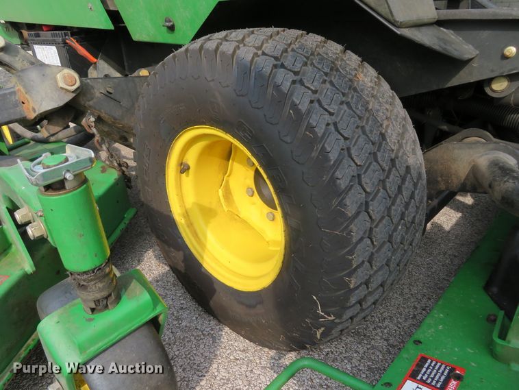 image for item FP9444 John Deere 1600 Series II  lawn mower