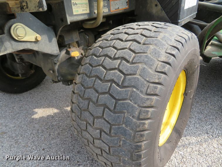 image for item FP9444 John Deere 1600 Series II  lawn mower