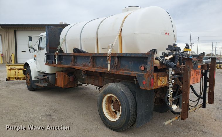 image for item GK9984 1992 International 4700  dump truck