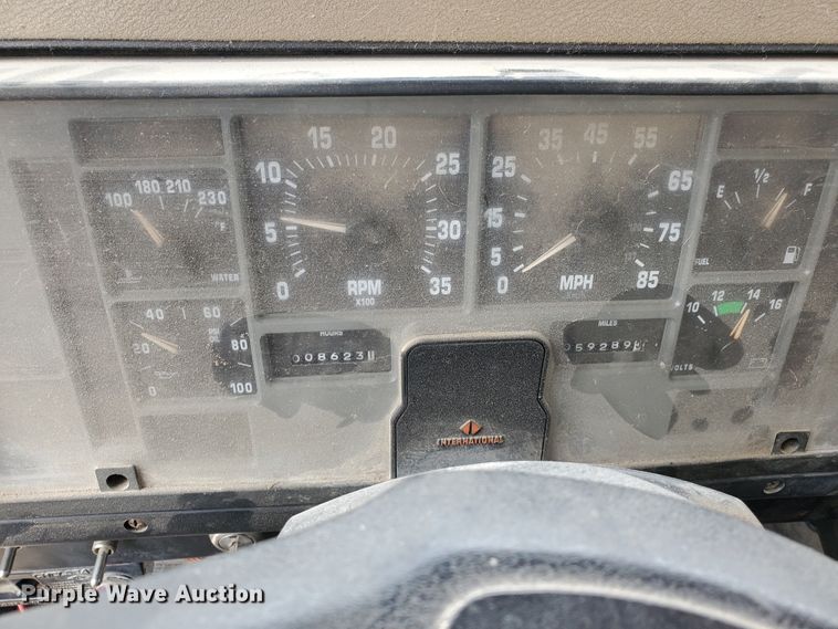 image for item GK9984 1992 International 4700  dump truck