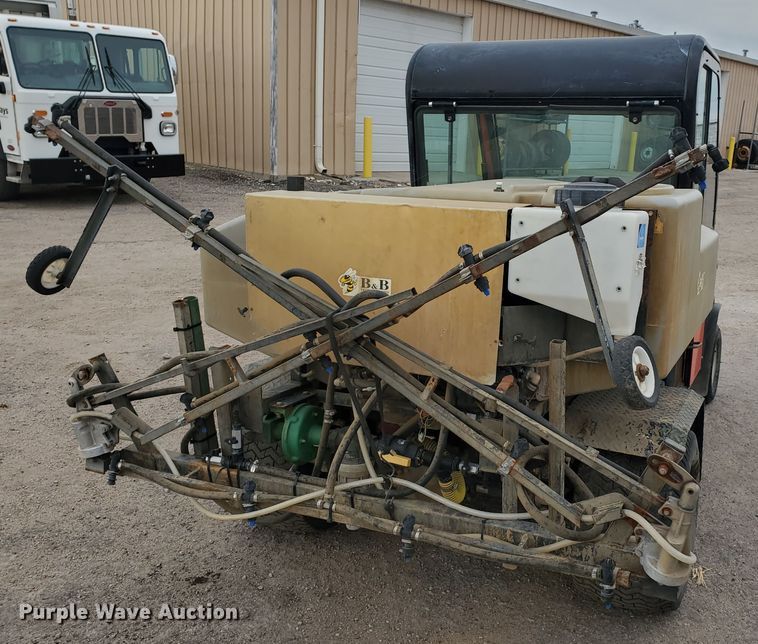 image for item GK9986 2005 Cushman Truckster  utility vehicle