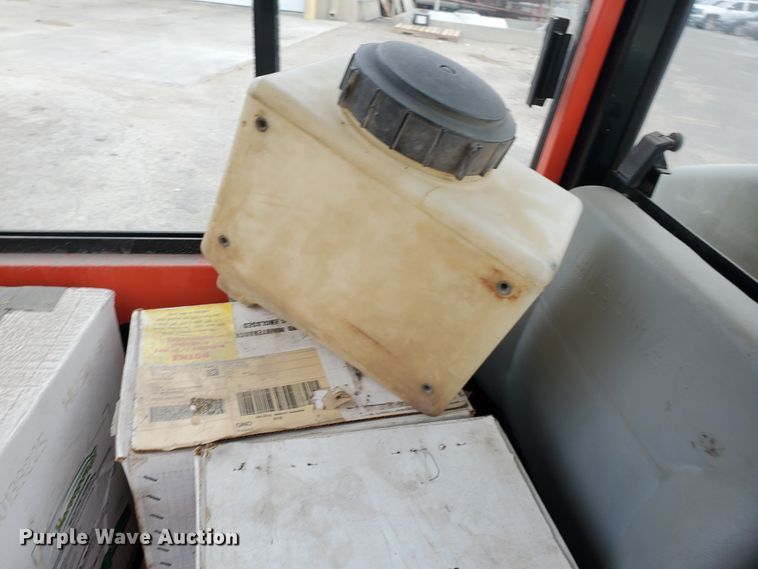 image for item GK9986 2005 Cushman Truckster  utility vehicle