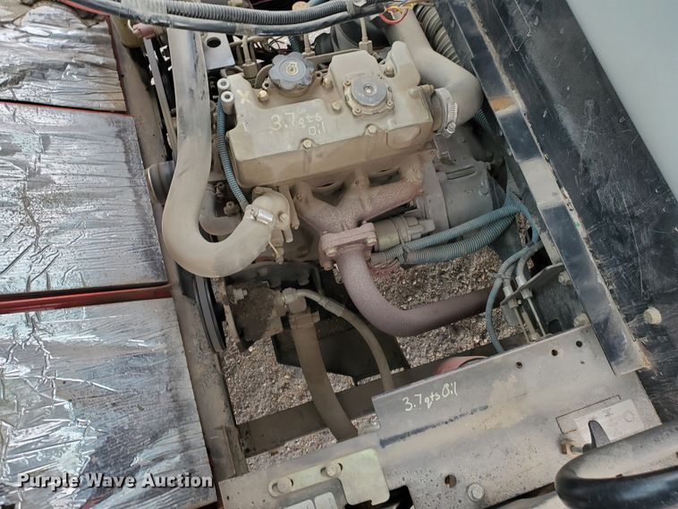 image for item GK9986 2005 Cushman Truckster  utility vehicle