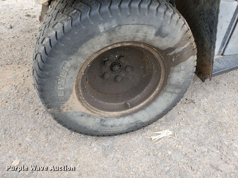 image for item GK9986 2005 Cushman Truckster  utility vehicle